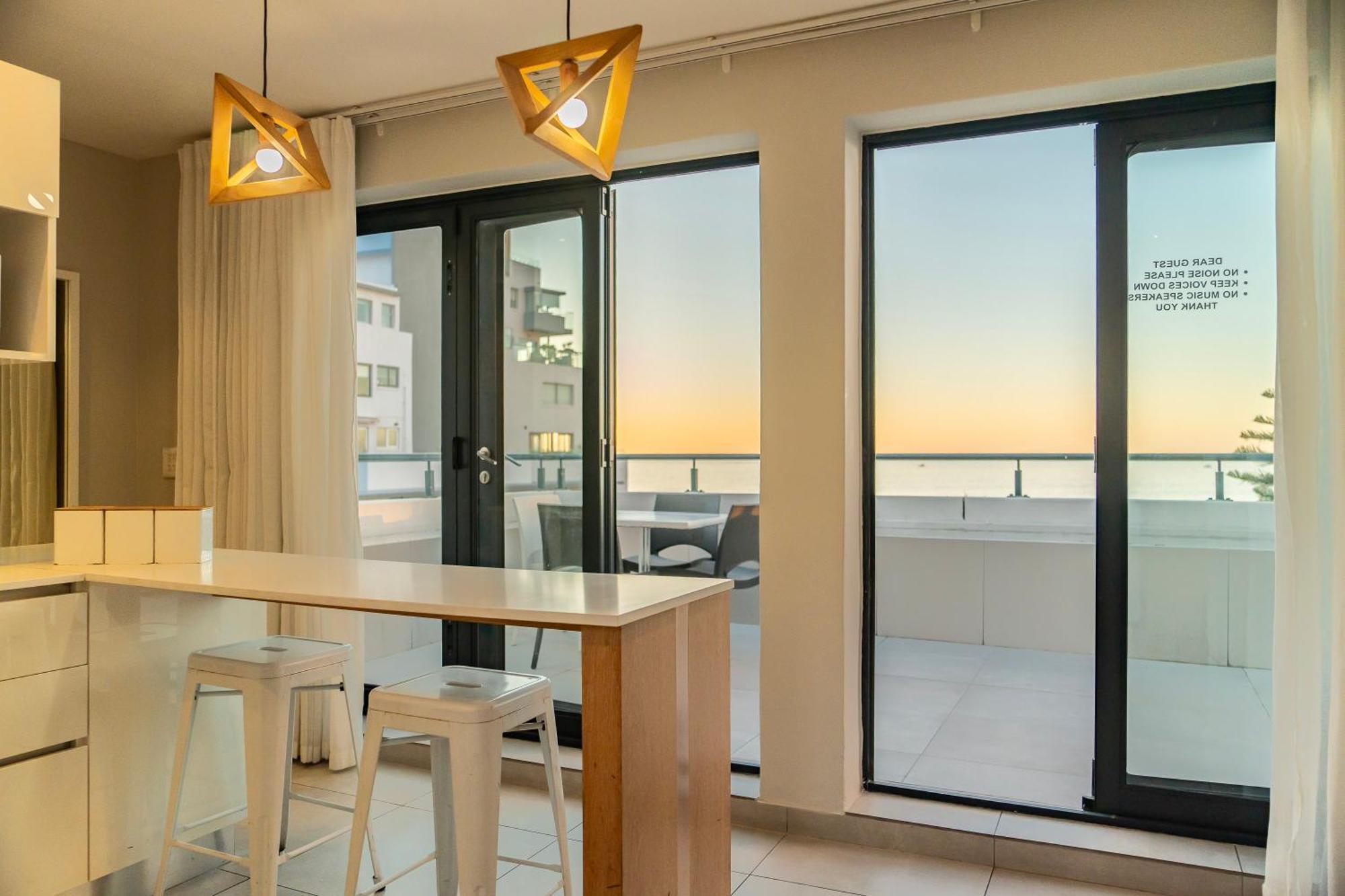 Mojo Hotel & Market Cape Town Room photo