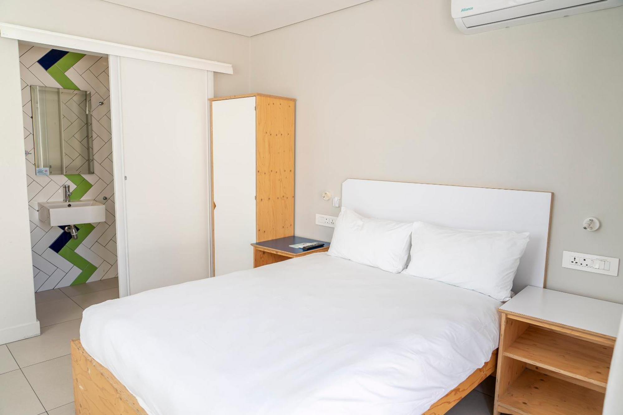 Mojo Hotel & Market Cape Town Room photo